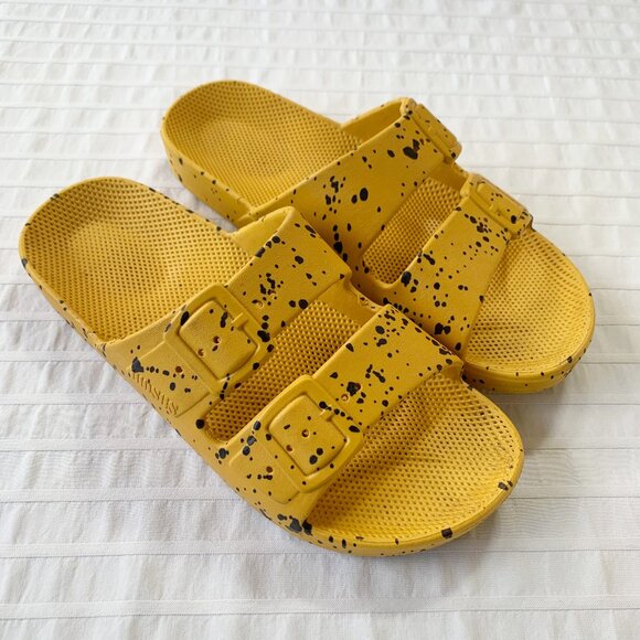 Freedom Moses Slides Sandals • 35 / 36 (Women’s 5/6) - Picture 3 of 8
